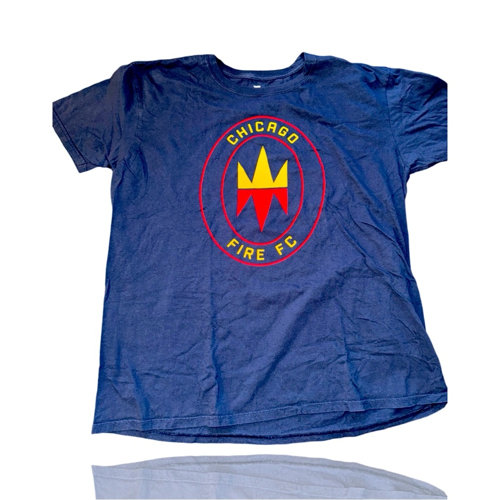 Chicago FIRE FC Logo Tee by Fanatics: MLS Soccer Club: XL: GUC: Brian Gutierrez